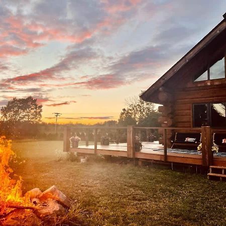 Stunning Log Cabin Getaway At The Hannu Haus Ironwood Exterior foto